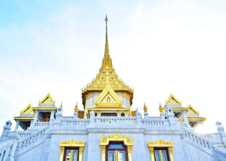 Wat Traimit Buddhist Temple in Bangkok Thailandの写真素材