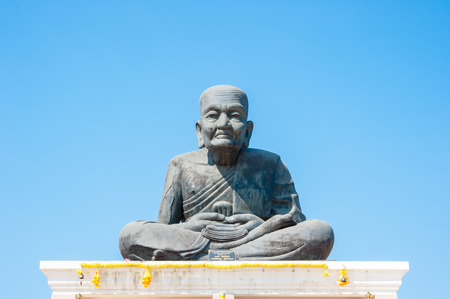 Image of black monk in Thailand His name is Luang Pu Thaudのeditorial素材