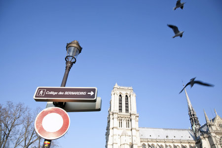 Signpost to college des Bernardins の写真素材