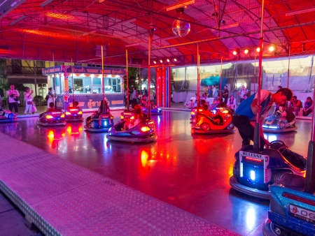 Asiatique BANGKOK,THAILAND-01 AUGUST 2018: Amusement park players are available in this place. on, 01 AUGUST 2018, in Thailand.のeditorial素材