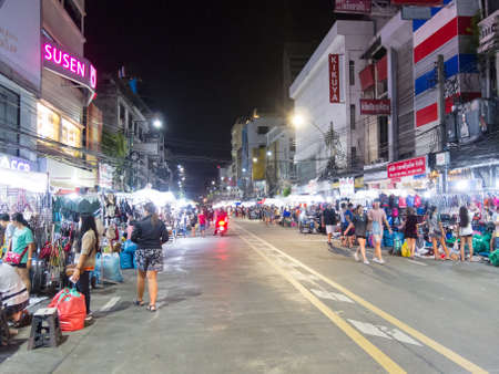 Sengpeng Market Night market BANGKOK,THAILAND-07 SEPTEMBER 2018: This market is open from midnight onwards until 7 am as a wholesale market.on, 07 SEPTEMBER 2018, in Thailand.のeditorial素材