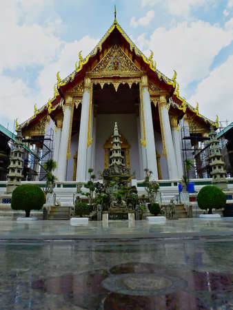 BANGKOK THAILAND-17 JULY 2019:Wat Suthat Thepwararam Is a Buddhist temple in Bangkok, Thailand.Construction started by King Rama I in 2350 (2350 BC)のeditorial素材