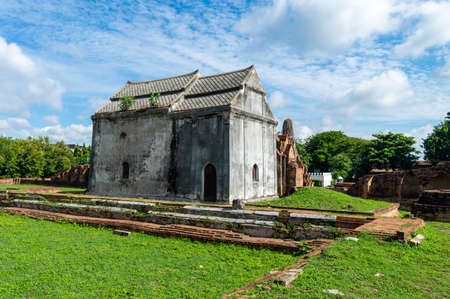 Wat Phra Sri Rattana Mahathat Lop Buri Thailand No evidence to begin construction. But the building was restored several times during the reign of King Narai the Great, 2175 B.E.の写真素材