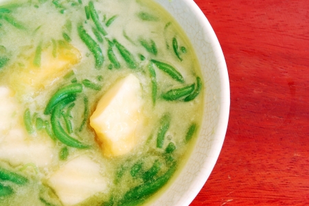 Thai dessert ,rice noodles made of rice eaten with coconut milkの写真素材