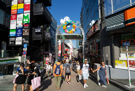 TOKYO, JAPAN - JUNE 4, 2018: Crowd of people walking at Takeshita street in Harajuku, famous of Japanese cosplay shopping street fashionのeditorial素材
