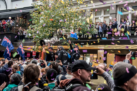 AUCKLAND, NEW ZEALAND - JULY 6, 2017: Thousands of aucklanders lined the streets to welcome home Team New Zealand and the Auld Mug America's Cup Trophy.のeditorial素材