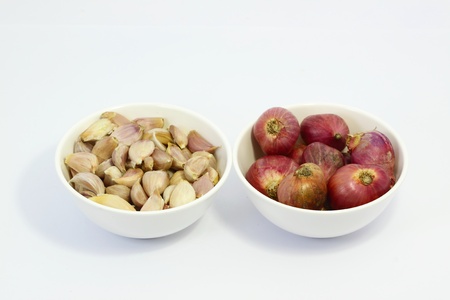 Garlic and Shallots with white backgroundの写真素材