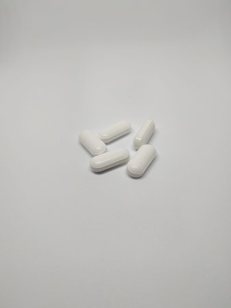 paracetamol 500mg isolated