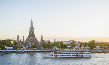 Wat arun temple in sunset at Bangkok,Thailandの写真素材