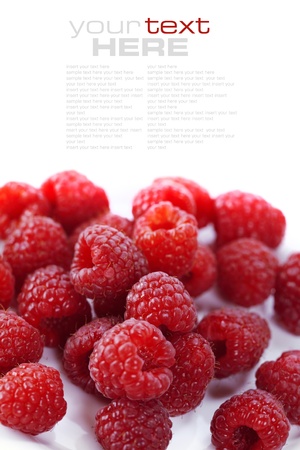 fresh raspberries over white (easy removable text)の写真素材