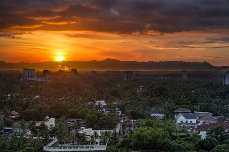 HDR sunrise munnar mountains viewの写真素材