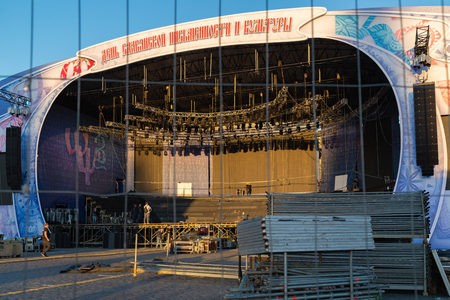 MOSCOW, RUSSIA - May 21, 2018: Preparing a scene on Red Square near the Kremlin for events dedicated to the Day of Slavic Writing and Culture on May 24, 2018 in Moscowのeditorial素材