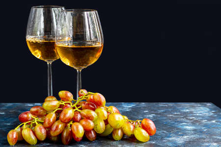 Large and light, wine grapes background.の写真素材
