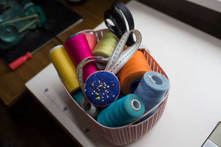 round box with sewing threads.の写真素材