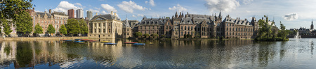 The Hague, The Netherlands - August 6, 2017: Museum 'Mauritshuis', the 'Torentje' of prime minister and parliament of the Netherlands, in front the pond 'the Hofvijver'.のeditorial素材