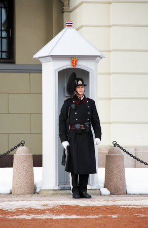 The Norwegian Royal Guard at the post near the Royal Palace in Oslo, Norwayのeditorial素材