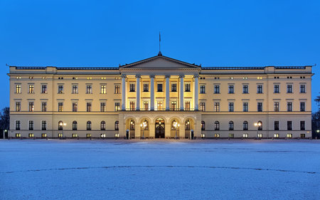 OSLO, NORWAY - JANUARY 23, 2017: Royal Palace in dusk. The palace is the official residence of the present Norwegian monarch. It was built in 1825-1849 by design of architect Hans Linstow.のeditorial素材