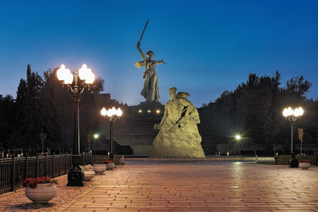 Volgograd, Russia. Evening view of Mamayev Kurgan with memorial complex commemorating the Battle of Stalingrad.のeditorial素材