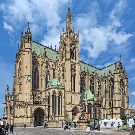 METZ, FRANCE - MAY 15, 2018: Cathedral of Saint Stephen of Metz. View from Place d'Armes on the south-east facade. The present Gothic building was built in 1220-1550 and consecrated on April 11, 1552.のeditorial素材