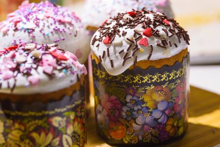 Easter sweet cakes with crumbs and frosting. Russian orthodox easter bread paskaの写真素材