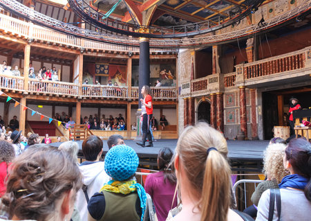 LONDON-APRIL 18:Artist rehearsing a play at The Shakespeare's Globe Theatre April 18,2011 in London.A replica of the original building,the theatre stages Shakespeare's plays every summer since 1996のeditorial素材