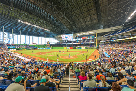  The Miami Marlins play the Atlanta Braves in a game of the Eastern Division of Major League Baseball National Leagueのeditorial素材