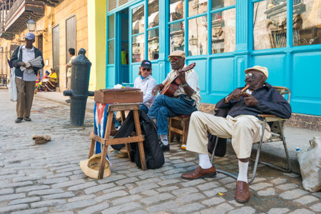 Senior cuban men playing traditional music in the streets of Old Havanaのeditorial素材