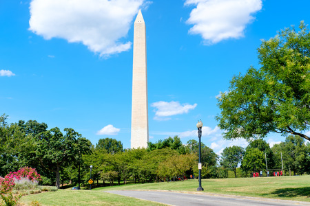 View of the Washington Monument ion a summer day in Washington D.C.の写真素材