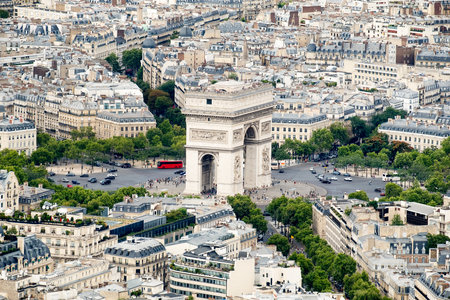 Aerial view of the Arc de Triomphe and the Place Charles de Gaulle in Parisのeditorial素材