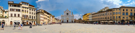 High resolution panoramic image of the Piazza di Santa Croce in Florenceのeditorial素材