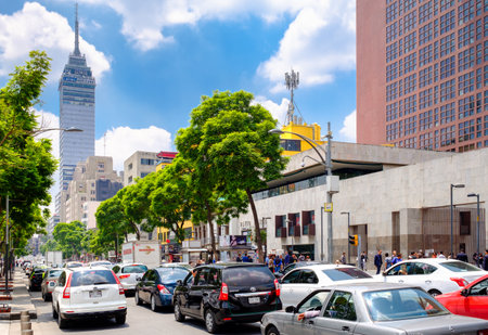 Urban scene in Mexico City with a view of the Latin-American Towerのeditorial素材