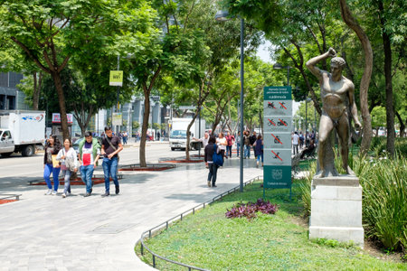 The famous Alameda Central park in the historical center of Mexico Cityのeditorial素材