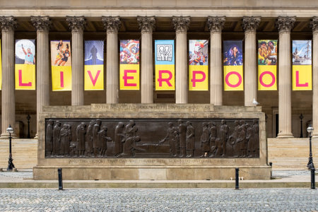 Detail of St George's Hall, a symbol of the city of Liverpoolのeditorial素材