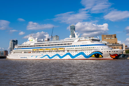 Ocean liner at the Liverpool Cruise Terminal on a beautiful summer dayのeditorial素材