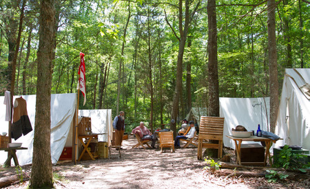 HUNTERSVILLE NC  JUNE 6 2015:  Example of a Civil Warera military camp on display during an American Civil War battle reenactment at Historic Latta Plantation.のeditorial素材