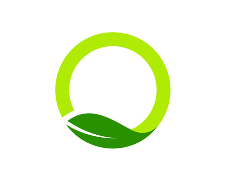 circle fresh leaf logoのイラスト素材
