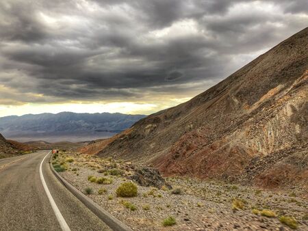road in death valley national parkのeditorial素材
