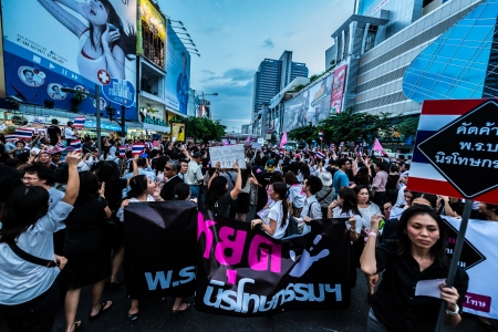 People from Chulalongkorn University protest against impunity bill in Thailandのeditorial素材