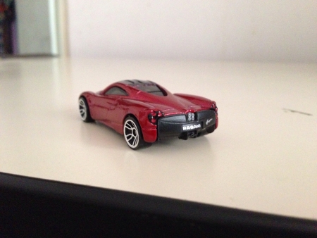 Miniature toy car