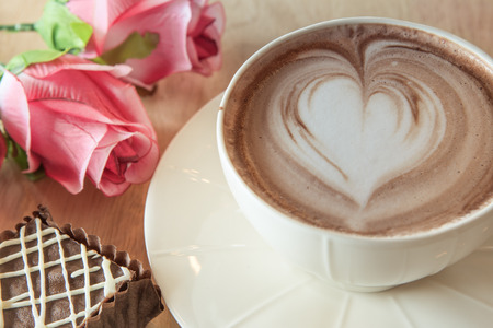 Cocoa heart with browny and rose for sweet timeの写真素材