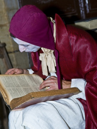 JERUSALEM - NOV 03 : An Israeli actor  proform in the annual medieval style knight festival held in the old city of Jerusalem on November 03 2011のeditorial素材