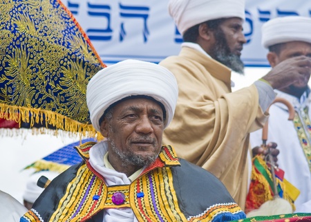 JERUSALEM - NOV 24 : Portrate of "Kess" the religious leader of the Ethiopian Jews during the "Sigd" the annual Jewish Ethiopian holiday in Jerusalem, Israel on November 24 2011.のeditorial素材