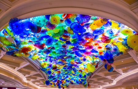 LAS VEGAS - DEC 05 : The Hand Blown Glass Flower Ceiling at the Bellagio Hotel on December 05, 2012 in Las Vegas. is comprised of 2,000  glass blossoms by glass sculptor Dale Chihulyのeditorial素材