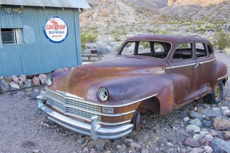 NELSON , USA - NOV 25 : Old wooden house and rusty old car in Nelson Nevada ghost town on November 25 ,2012のeditorial素材