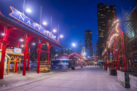 CHICAGO - MARCH 15 : The Navy pier in Chicago on March 15 2013 , The Navy pier built in 1916 as 3300 foot pier for tour and excursion boats and it's one of Chicago's tourist attraction.のeditorial素材