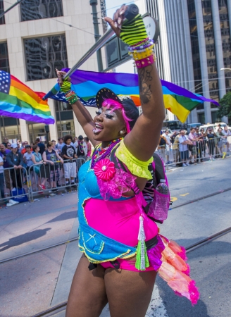 SAN FRANCISCO -  JUNE 30 : An unidentified participants at the annual San Francisco Gay pride parade on June 30 2013のeditorial素材