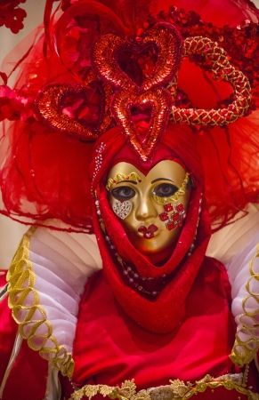 LAS VEGAS - JULY 16 : Performer with Venetian style mask at the Carnevale experience festival in the Venetian Hotel in Las Vegas on July 16, 2013. のeditorial素材