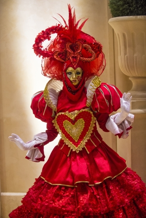 LAS VEGAS - JULY 16 : Performer with Venetian style mask at the Carnevale experience festival in the Venetian Hotel in Las Vegas on July 16, 2013. のeditorial素材