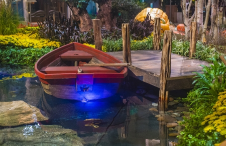 LAS VEGAS - SEP 15: Fall season in Bellagio Hotel Conservatory & Botanical Gardens on September 15, 2013 in Las Vegas. There are five seasonal themes that the Conservatory undergoes each year.のeditorial素材