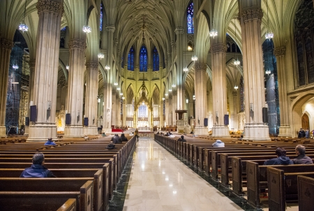 NEW YORK - NOV 01 : The interior of St. Patrick's Cathedral, a neogothic Roman Catholic Cathedral in New York City on November 01 2012 , the cathedral can accommodate 2,200 people.のeditorial素材